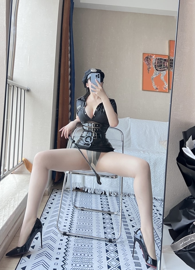 图片[2]-【微密圈】120斤的小王同学-女教官[71P2V-1.5GB]-写真栈-xiezz.cc