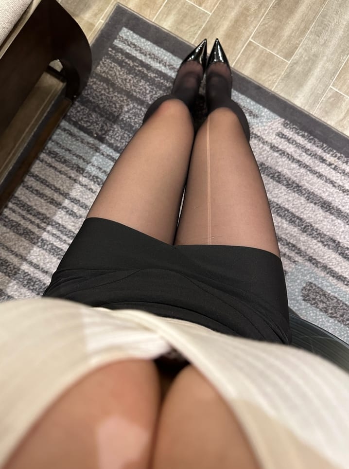 图片[2]-【微-密】陈大小姐-黑丝正泰装 [55P-110M]-写真栈-xiezz.cc