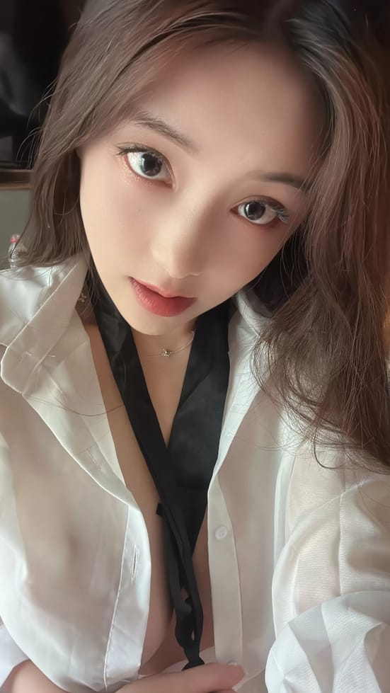 图片[2]-【微-密】奶雯-九月系列 [24P-40M]-写真栈-xiezz.cc