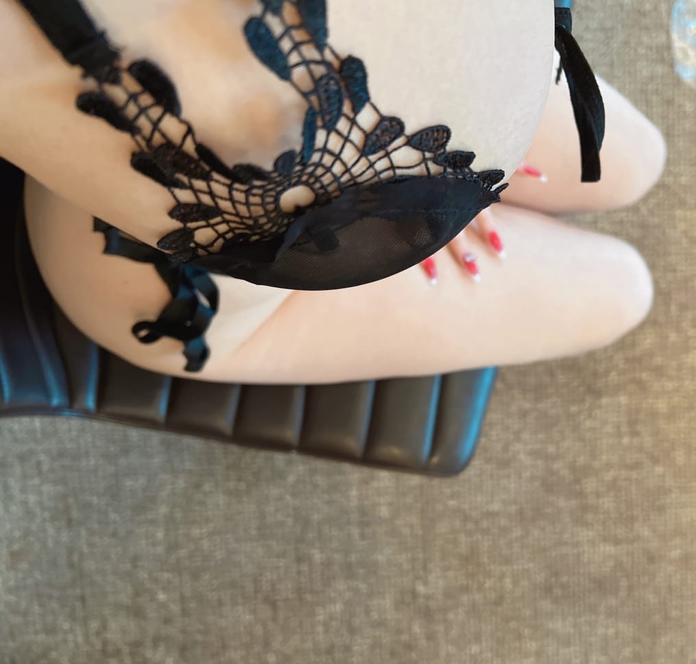 图片[2]-【微-密】安妮_yoyo-见过上开，下开的，小贴贴么[21P3V-156M]-写真栈-xiezz.cc