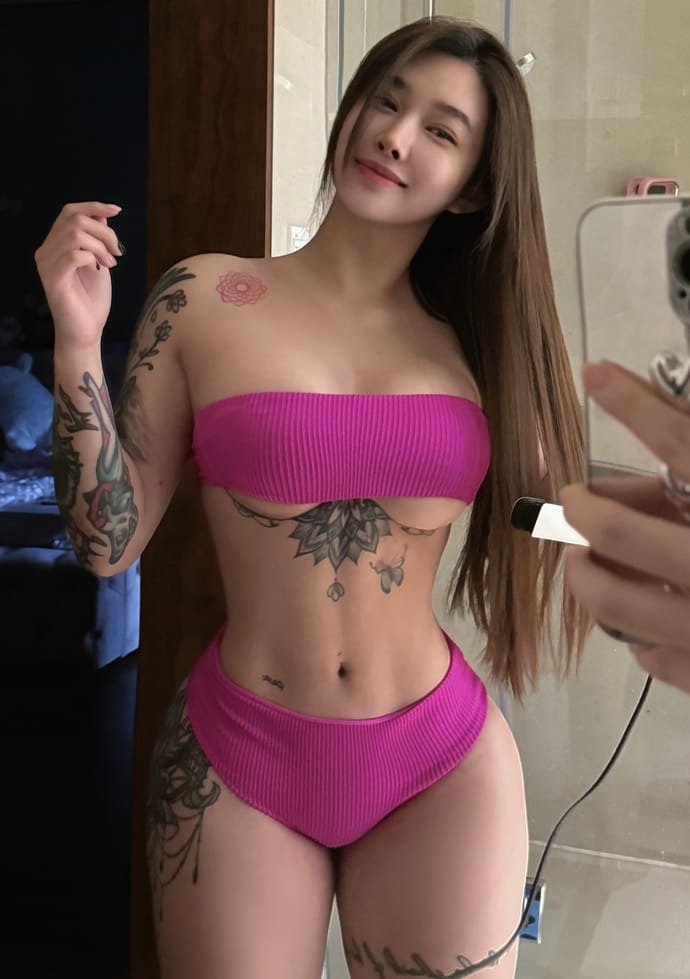 图片[2]-【微-密】宋昱欣-玫瑰女人[9P1V-31M]-写真栈-xiezz.cc