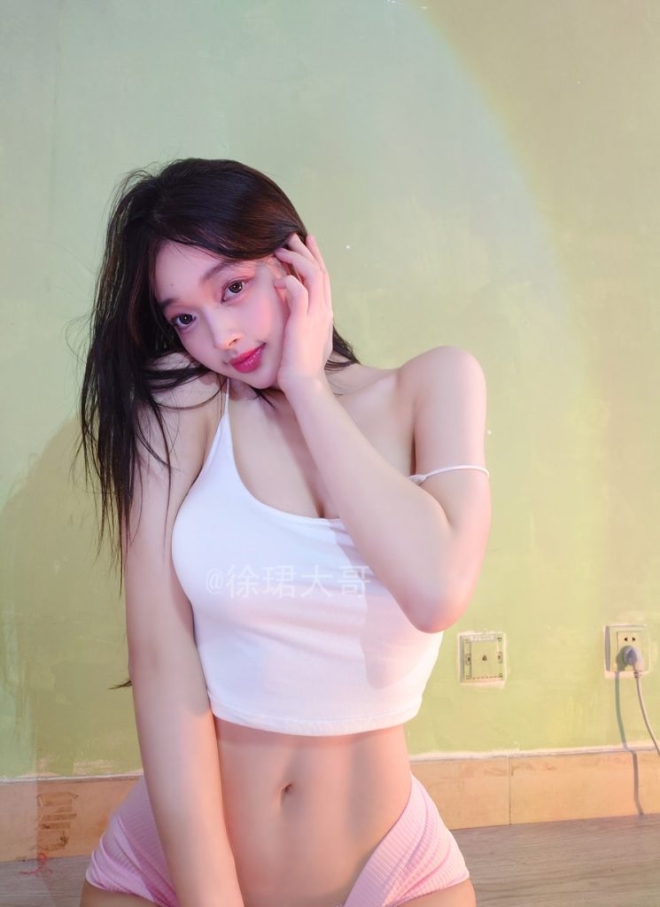 图片[2]-【微-密】徐珺大哥-性感才是必杀技[14P-16M]-写真栈-xiezz.cc
