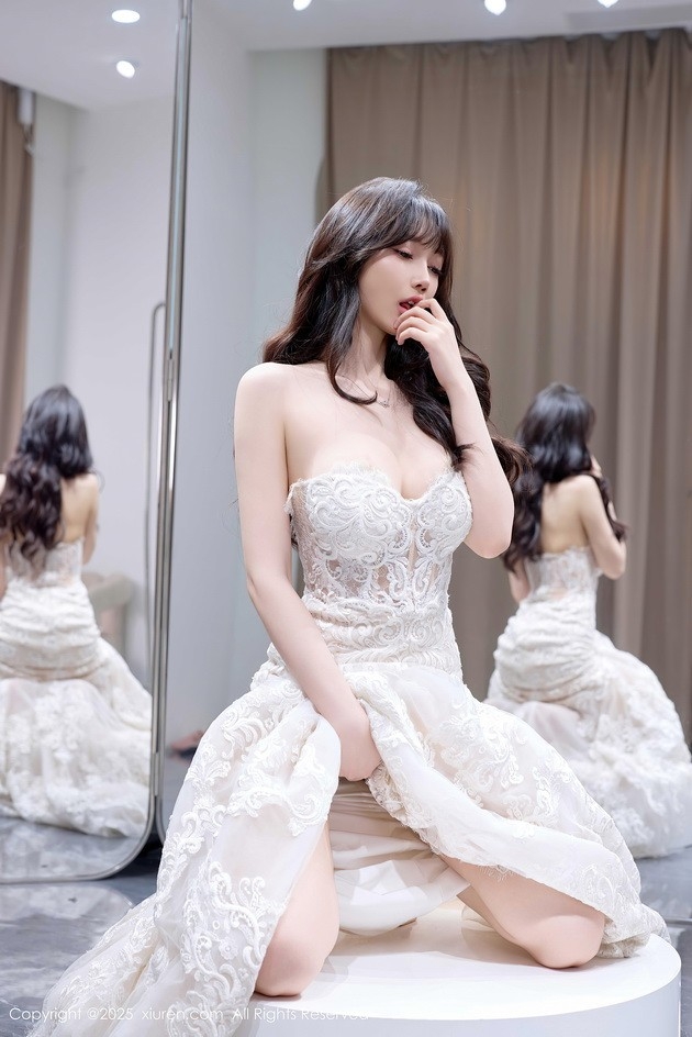 [Xiuren秀人网]2025.08.18 NO.10663 月儿月er