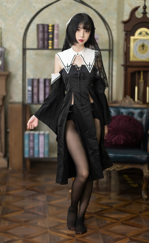 图片[1]-许岚LAN – NO.16 暗黑修女[40P-640MB]-蜜桃啵啵