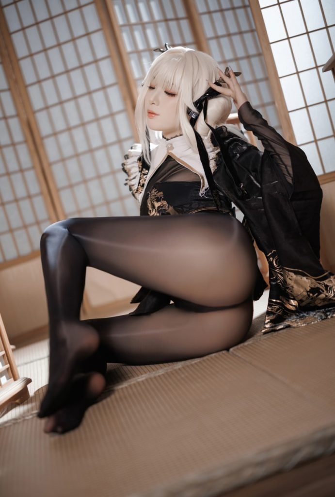 图片[1]-封疆疆v NO.54 NIKKE 白兔布兰儿 和服[40P-481MB]-蜜桃啵啵