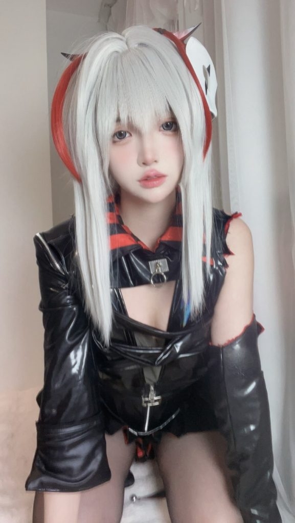 图片[2]-疯猫ss – NO.178 2024年01月 Fantia 会员订阅 [79P-361MB]-写真栈