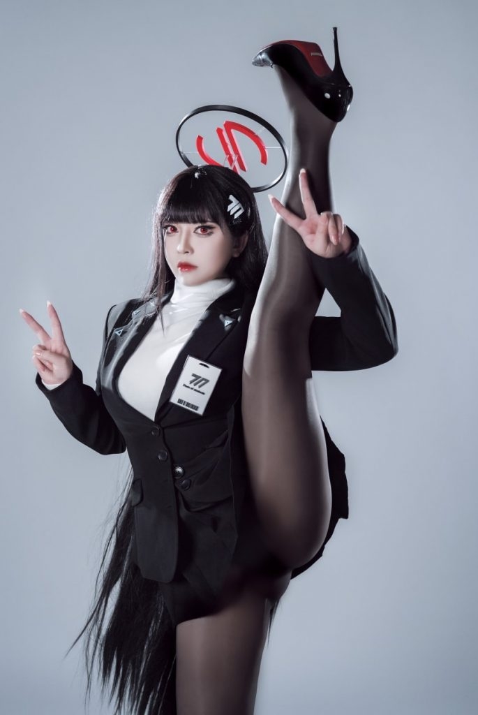 图片[2]-半半子 NO.94 蔚蓝档案 调月莉音[60P8V-476MB]-写真栈