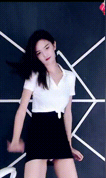 虎牙依依吖 镜头感造型 氛围感底妆动态艺术照