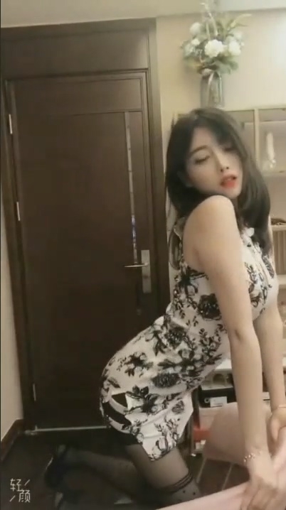 杨晨晨 2025秀人网 旗袍东方美学创作 轻氧氛围感 新中式旗袍风 无水印高清静态素材2