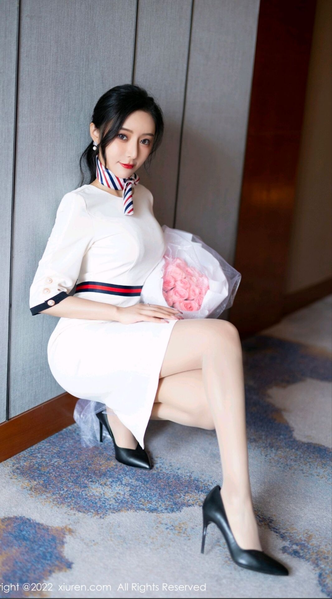 王馨瑶 2025秀人网 空姐制服 轻奢空乘风WEBP素材4