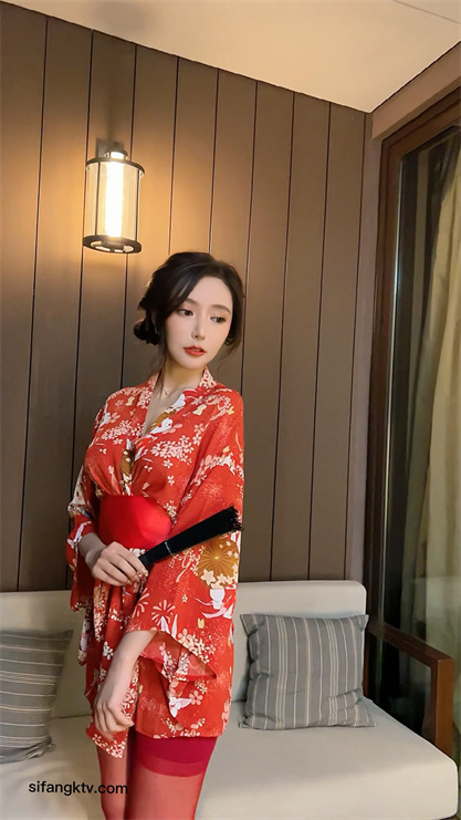 王馨瑶 2025秀人网 大红色和服穿搭 轻氧质感高清素材1