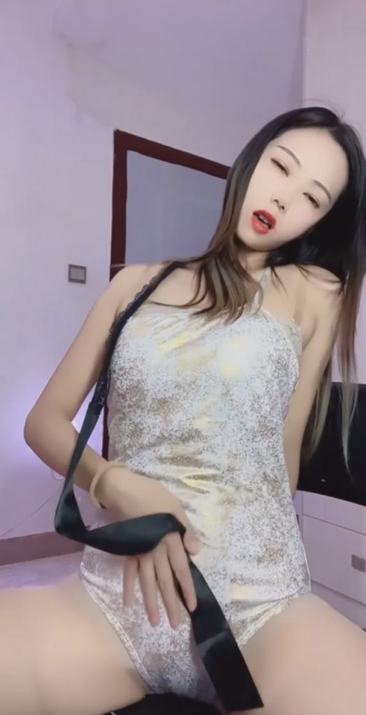 图片[1]-【舞】快手-大乔不可-付费群定制[3V-1.12GB]-蜜桃啵啵